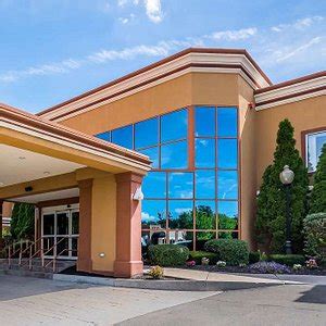 THE BEST Hotels in Loudonville, NY for 2023 .
